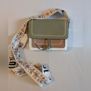 SN & Fashion SEN NAI Crossbody Bag. Pink And Green . Floral Strap Design